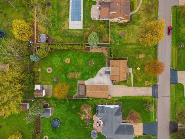 2301 CARLETON AVENUE, Appleton, WI 54915