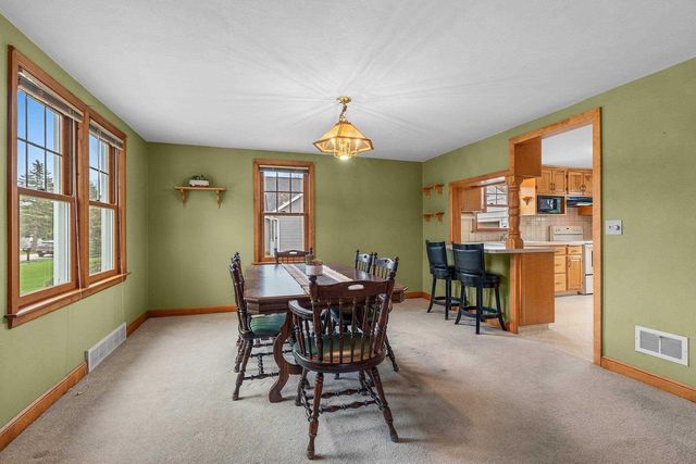 2301 CARLETON AVENUE, Appleton, WI 54915