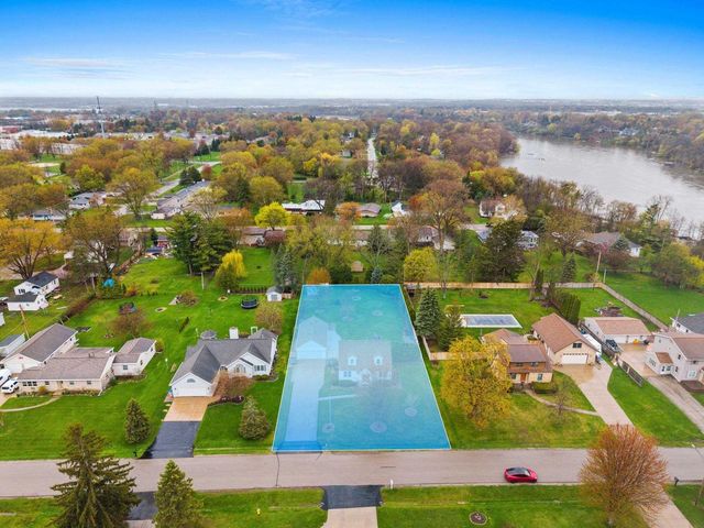 2301 CARLETON AVENUE, Appleton, WI 54915