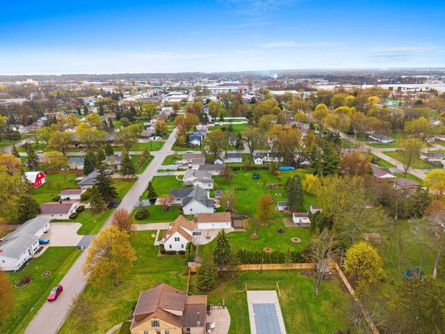 2301 CARLETON AVENUE, Appleton, WI 54915