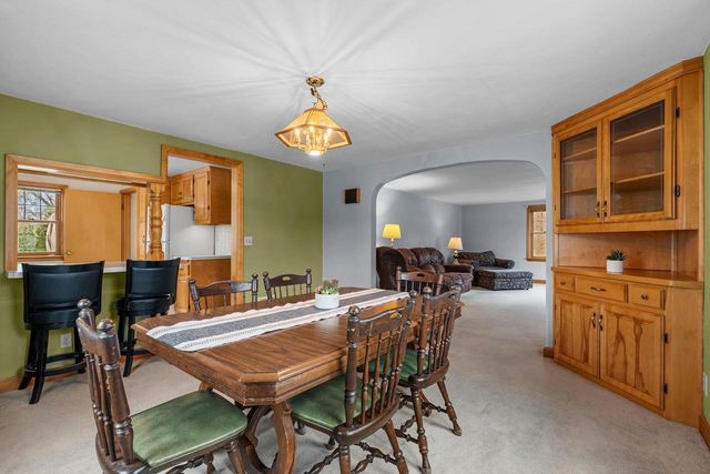 2301 CARLETON AVENUE, Appleton, WI 54915