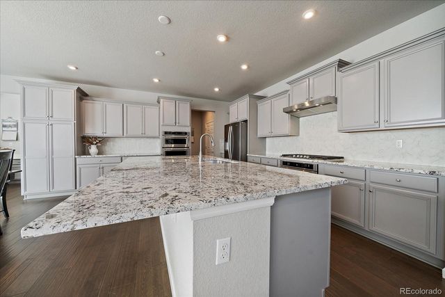 883 Stagecoach Drive, Lafayette, CO 80026