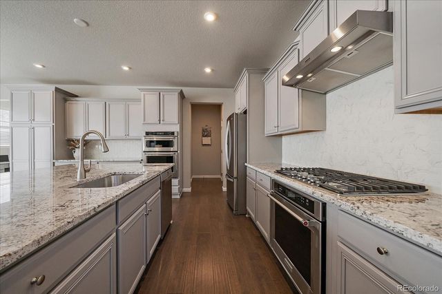 883 Stagecoach Drive, Lafayette, CO 80026