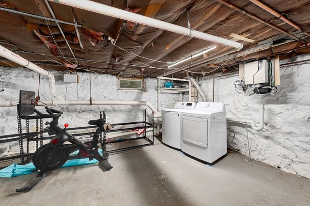 8 Birch Hill Ave, Wakefield, MA 01880