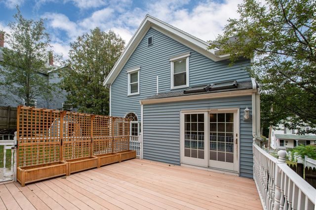8 Birch Hill Ave, Wakefield, MA 01880