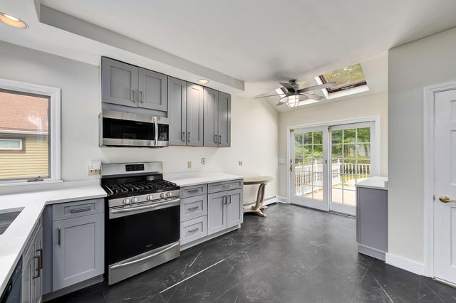 8 Birch Hill Ave, Wakefield, MA 01880