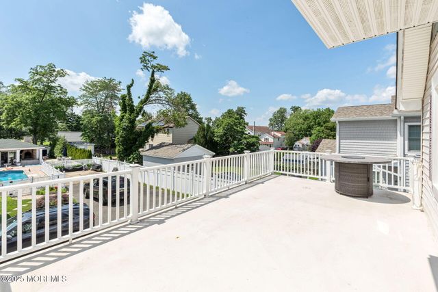 76 South Street B, Eatontown, NJ 07724