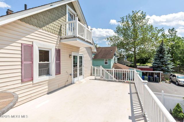 76 South Street B, Eatontown, NJ 07724