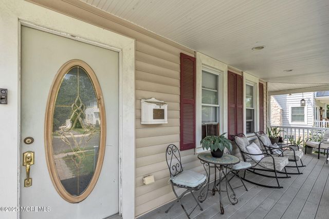 76 South Street B, Eatontown, NJ 07724