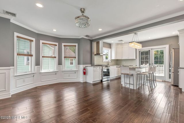 76 South Street B, Eatontown, NJ 07724