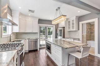 76 South Street B, Eatontown, NJ 07724