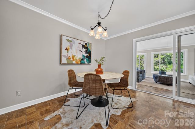 7601 Woodstream Drive, Charlotte, NC 28210