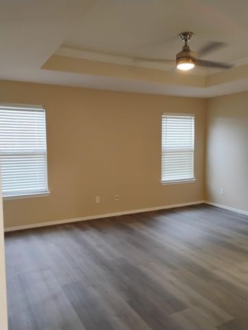 9115 Summer Valley Lane, Richmond, TX 77407