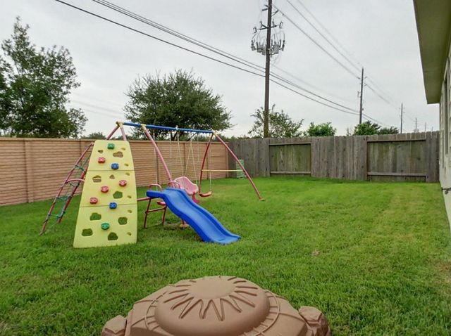 9115 Summer Valley Lane, Richmond, TX 77407