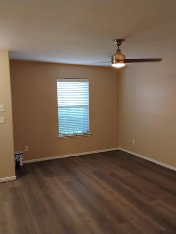 9115 Summer Valley Lane, Richmond, TX 77407