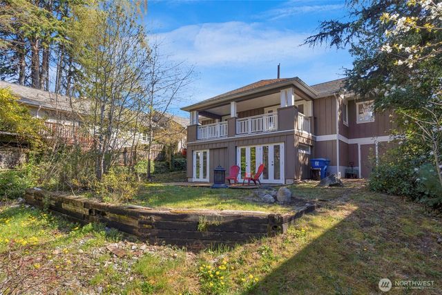 6825 43rd Avenue NE, Seattle, WA 98115