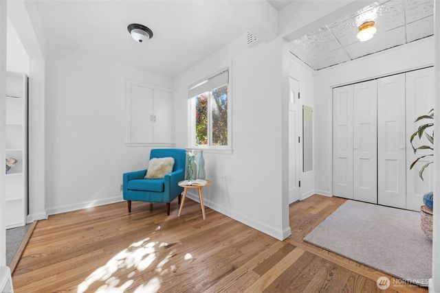 6825 43rd Avenue NE, Seattle, WA 98115