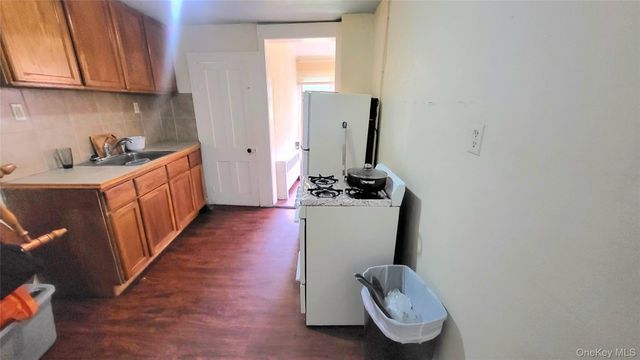 152 Cannon Street, Poughkeepsie, NY 12601