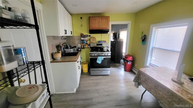 152 Cannon Street, Poughkeepsie, NY 12601