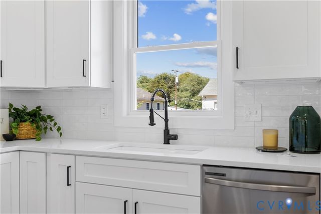 851 E Bank St, Petersburg, VA 23803