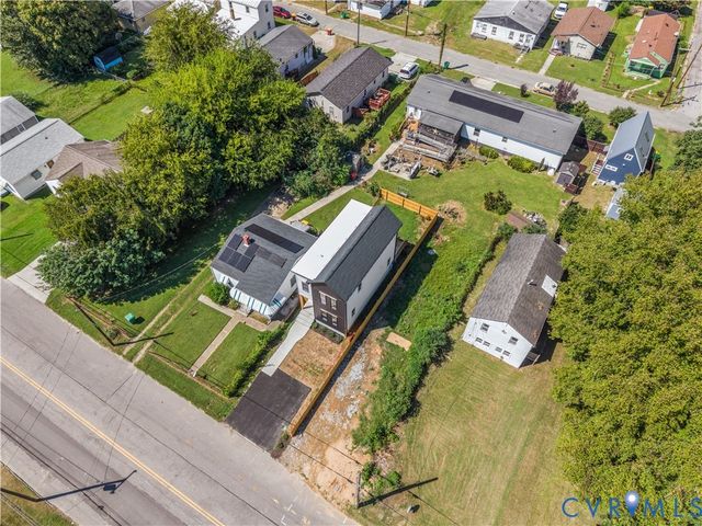 851 E Bank St, Petersburg, VA 23803