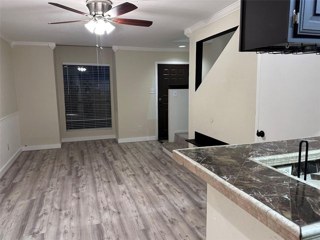 2110 Wilcrest Drive 128, Houston, TX 77042