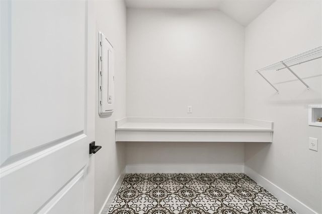 1559 RUNNING TIDE PLACE, Sarasota, FL 34240