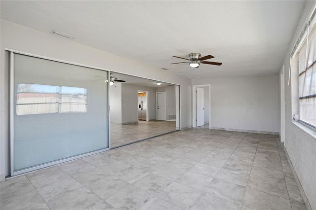 6338 21ST STREET N, St Petersburg, FL 33702