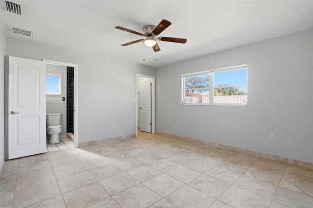 6338 21ST STREET N, St Petersburg, FL 33702