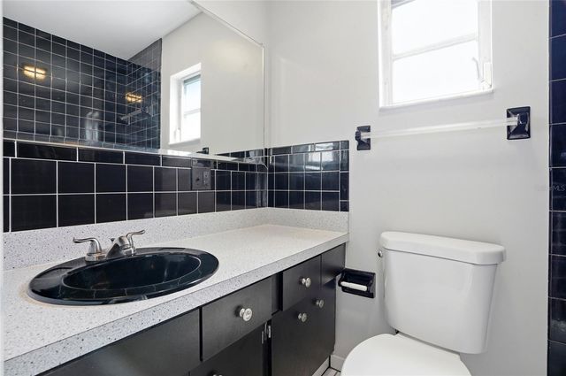 6338 21ST STREET N, St Petersburg, FL 33702