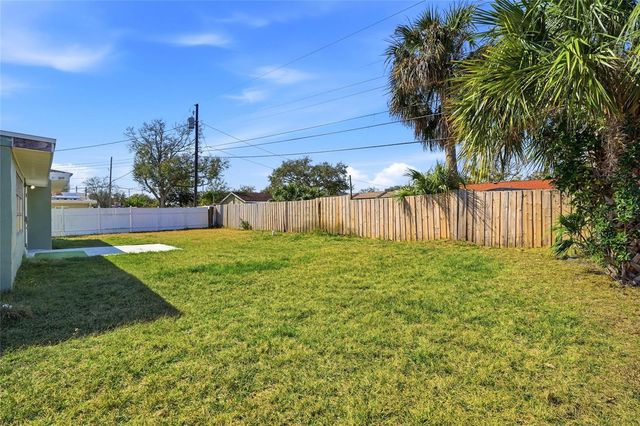 6338 21ST STREET N, St Petersburg, FL 33702