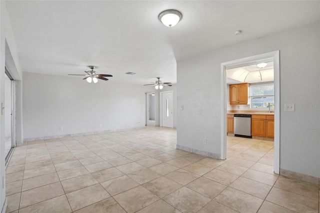 6338 21ST STREET N, St Petersburg, FL 33702