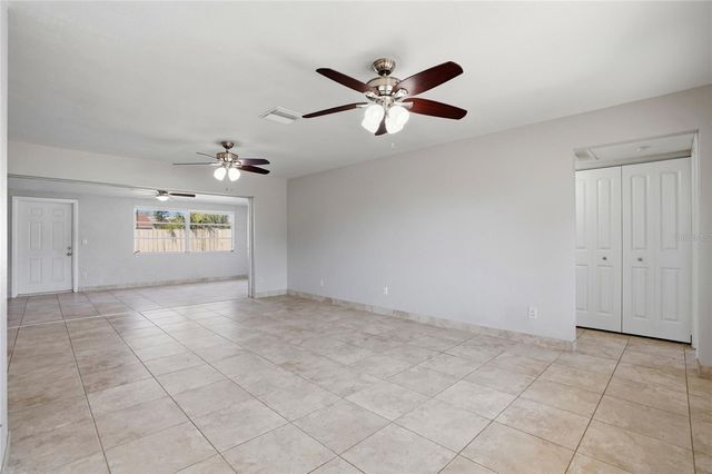 6338 21ST STREET N, St Petersburg, FL 33702