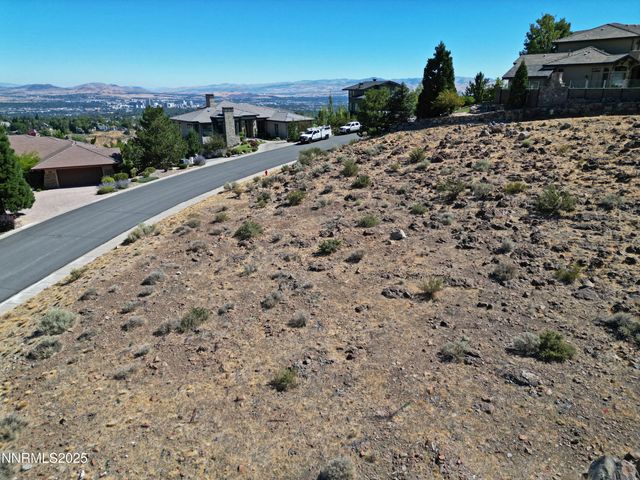 4824 Piney Woods Court 16, Reno, NV 89519