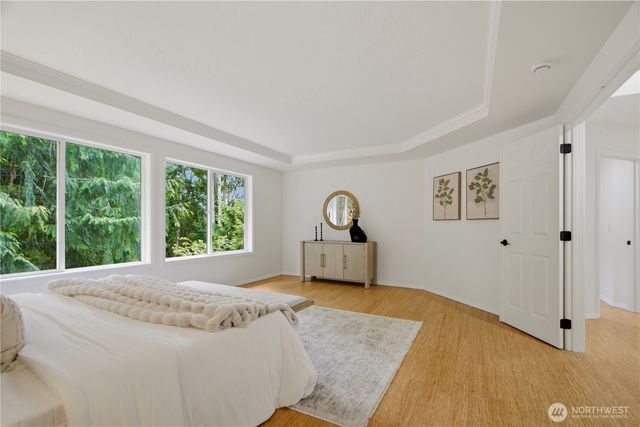 21339 NE 97th Place, Redmond, WA 98053