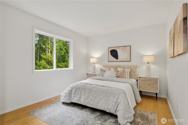 21339 NE 97th Place, Redmond, WA 98053