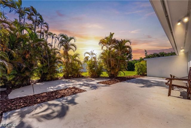 3715 SE 21st AVE, Cape Coral, FL 33904