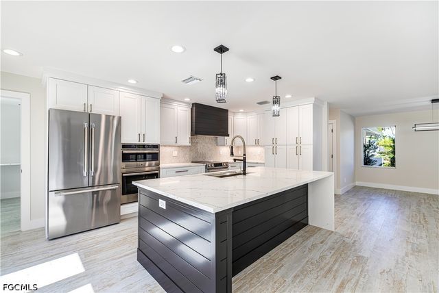 3715 SE 21st AVE, Cape Coral, FL 33904