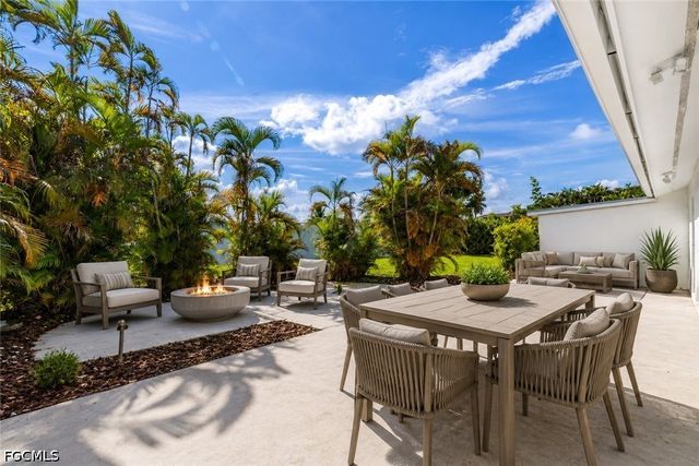3715 SE 21st AVE, Cape Coral, FL 33904