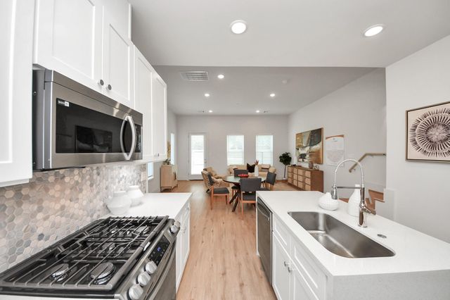 1053 Glenn Avenue, Houston, TX 77088