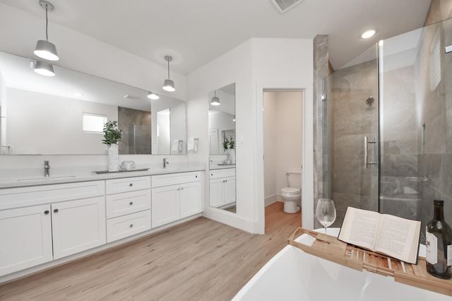 1053 Glenn Avenue, Houston, TX 77088