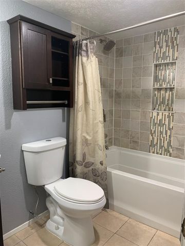 5661 Phelps Street, The Colony, TX 75056