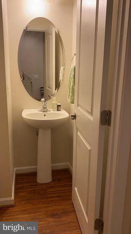 25472 FELTRE TER, Chantilly, VA 20152
