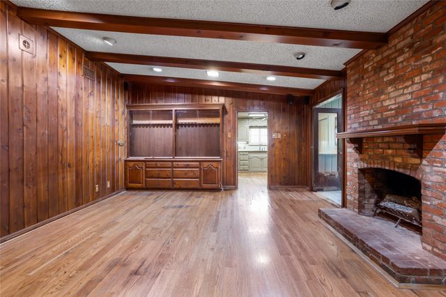 308 N Bailey Avenue, Fort Worth, TX 76107