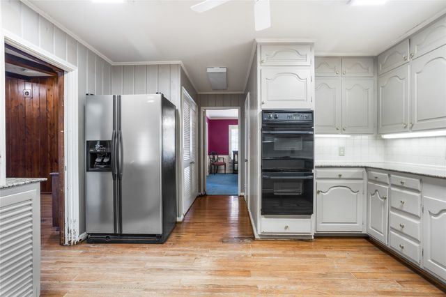 308 N Bailey Avenue, Fort Worth, TX 76107