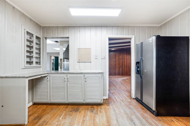 308 N Bailey Avenue, Fort Worth, TX 76107