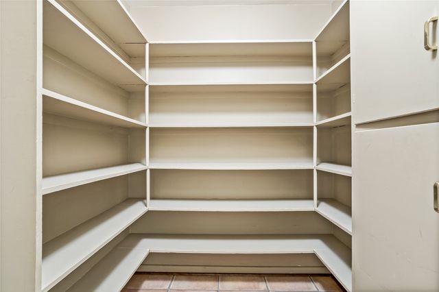 308 N Bailey Avenue, Fort Worth, TX 76107