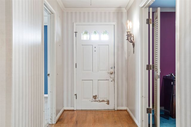 308 N Bailey Avenue, Fort Worth, TX 76107