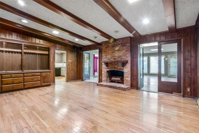 308 N Bailey Avenue, Fort Worth, TX 76107