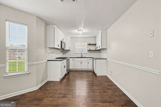 310 Parkview Place Drive, Mcdonough, GA 30253